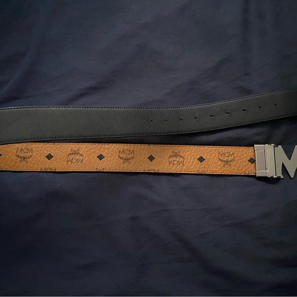 Reversible MCM Belt - Picture 2 of 5